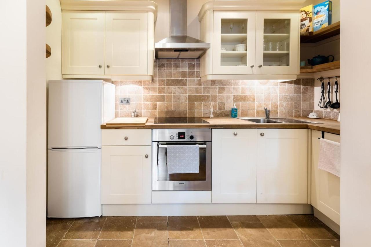 Bikki Apartments - 2 Bedroom Гарроу Екстер'єр фото