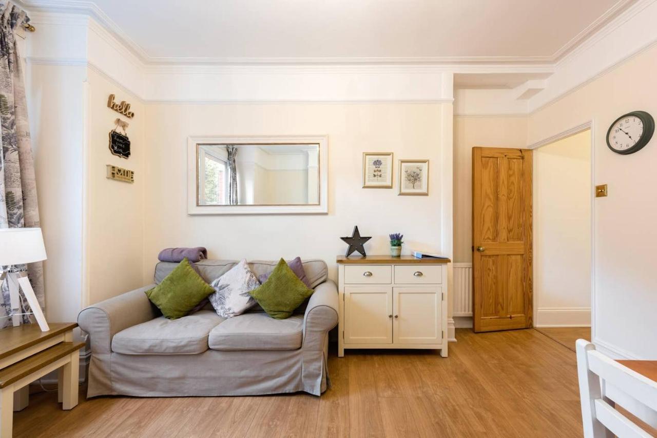 Bikki Apartments - 2 Bedroom Гарроу Екстер'єр фото